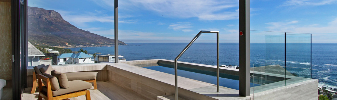 Camps Bay Accommodation - Holiday Villas and Apartments